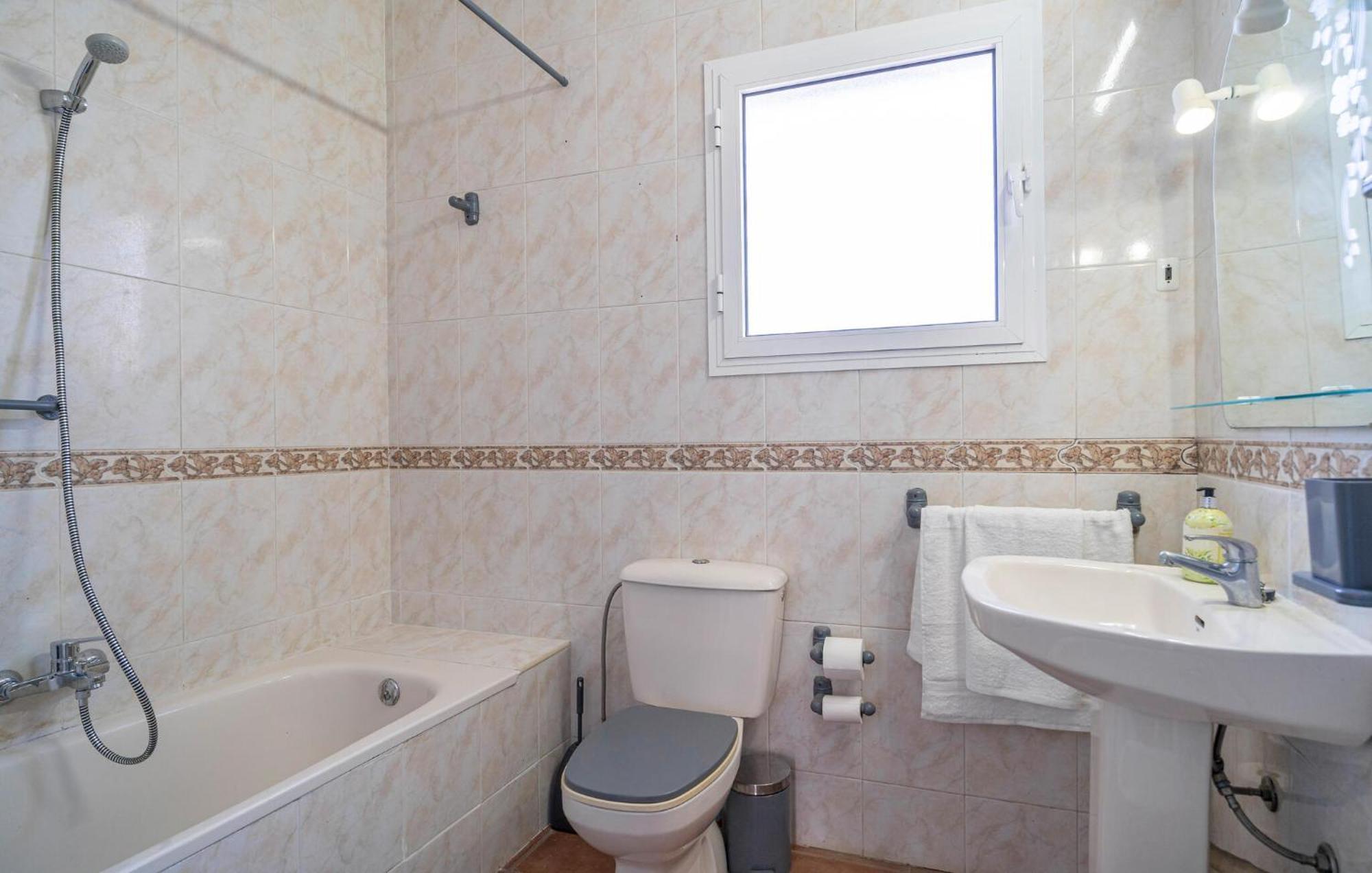 Amazing Home In Torre De Benagalbon With Wifi Exterior photo
